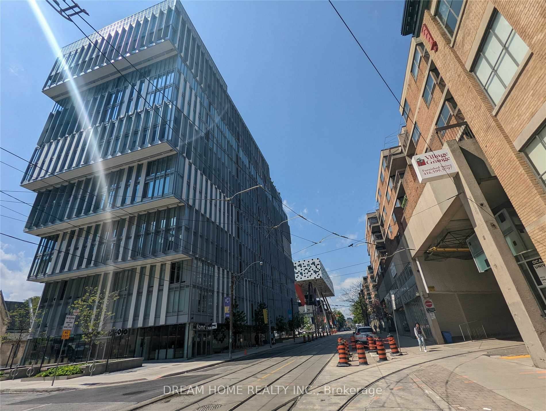 Property Photo: 50 McCaul St 414 ON M5T1V9