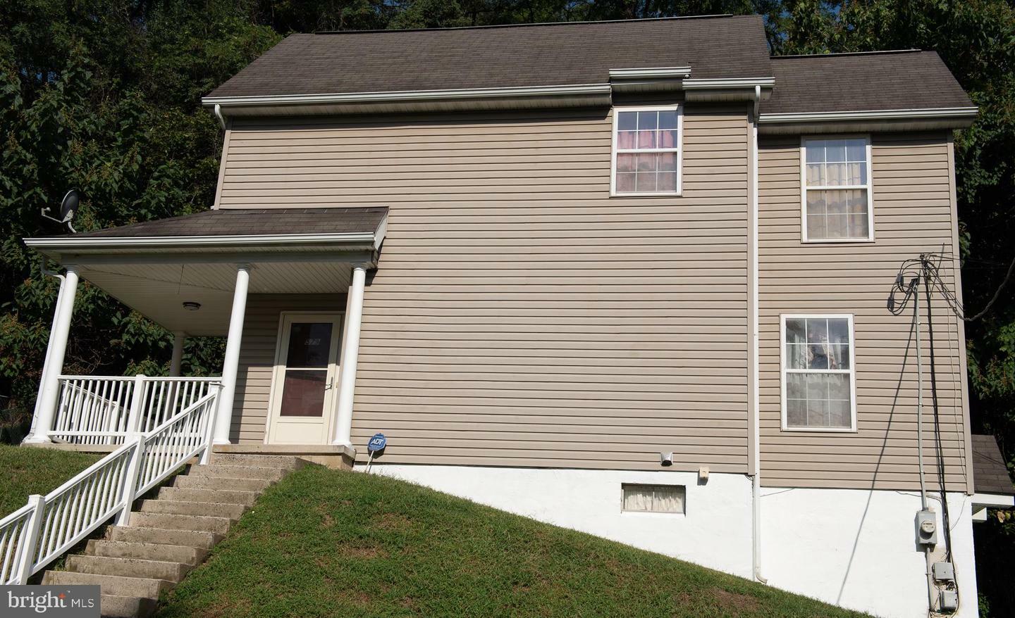 Property Photo: 579 Stikle Street PA 17113