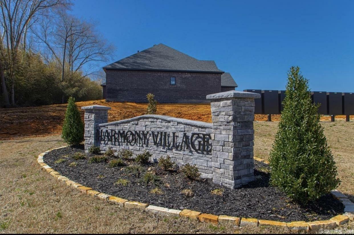 Property Photo:  122 Harmony Village Drive  AR 72015 