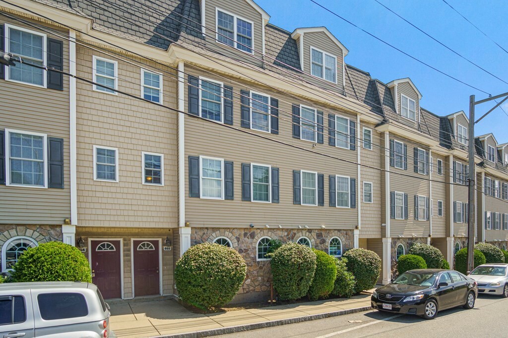 Property Photo: 668 Gorham St 668 MA 01852