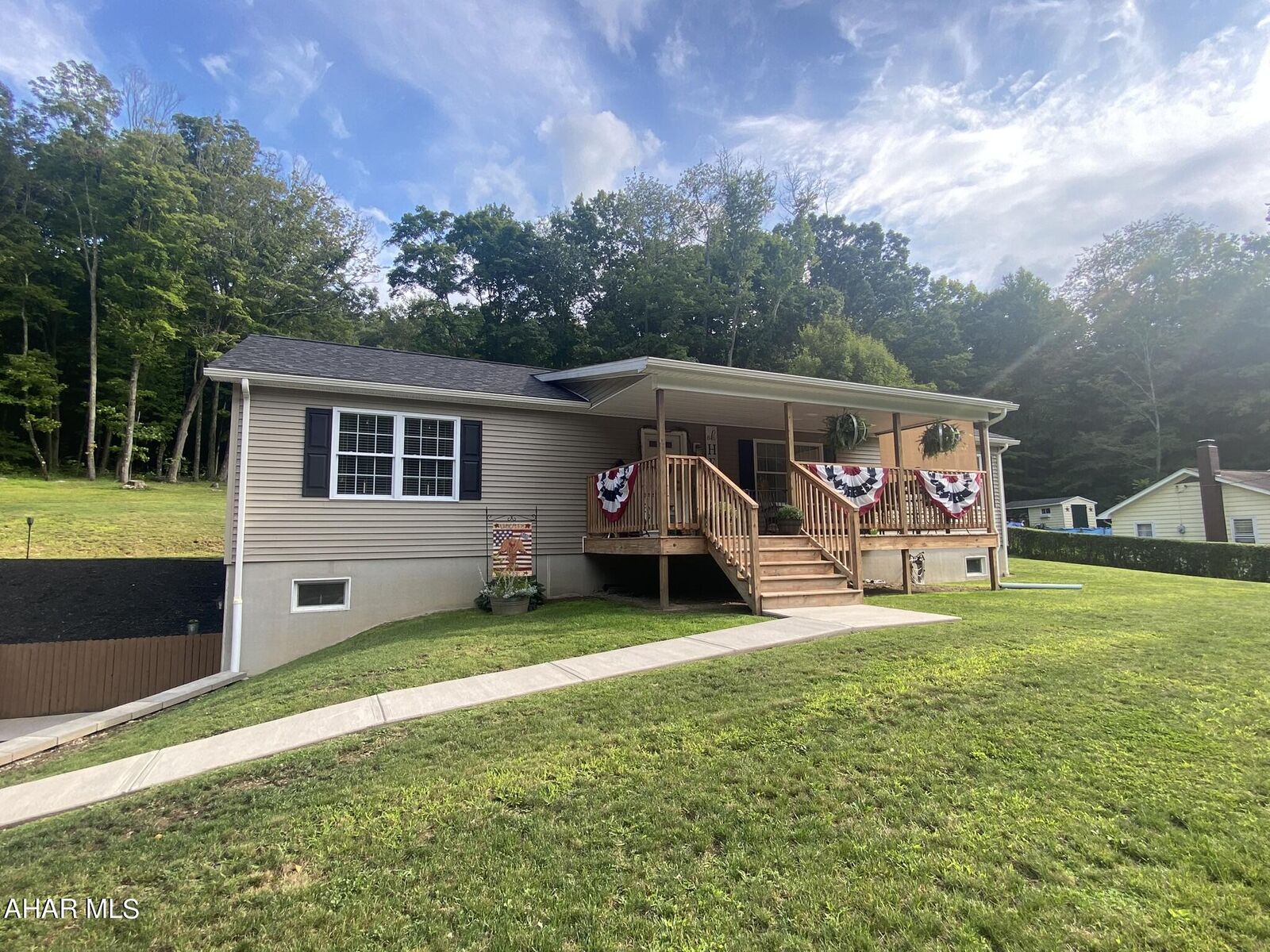 Property Photo: 1282 Longs Run Road PA 16679