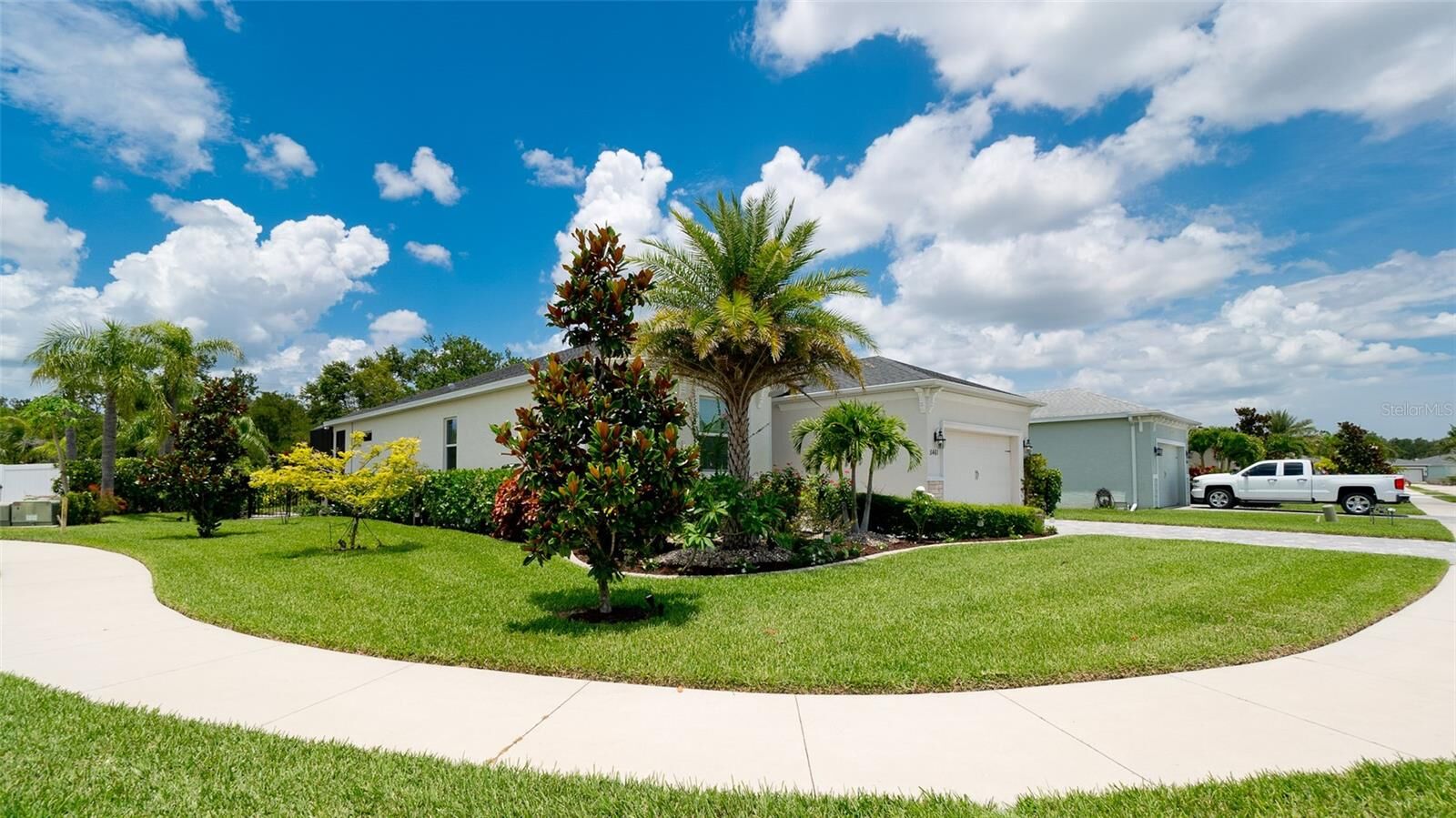 Property Photo:  5461 56th Court E  FL 34203 