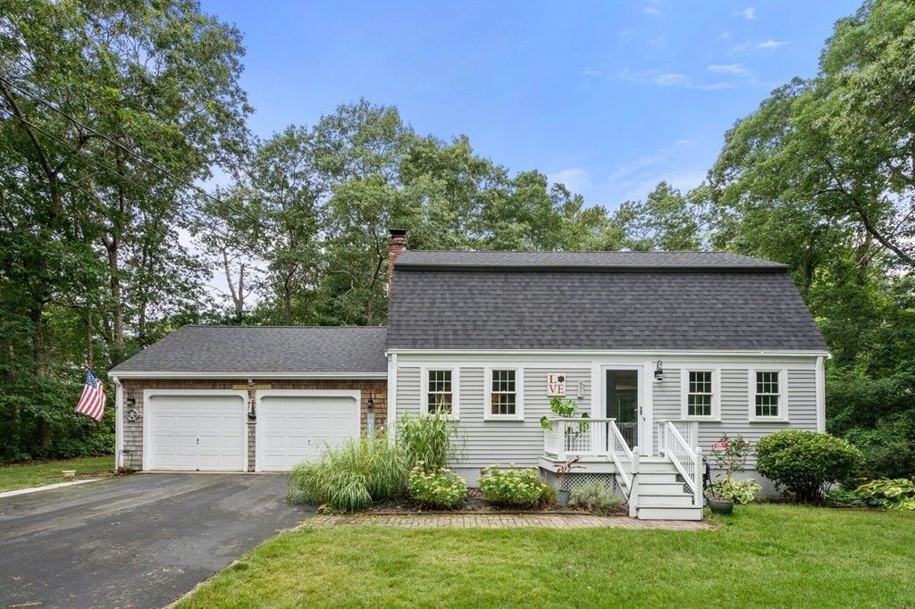 Property Photo:  51 White Oak Dr  MA 02360 