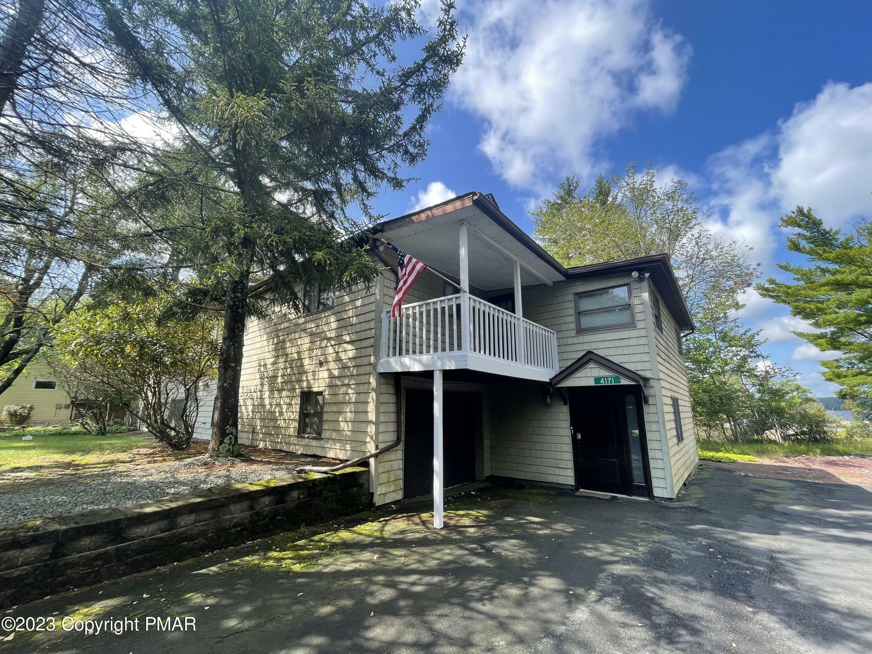 Property Photo:  4171 Sylvan Lane  PA 18346 