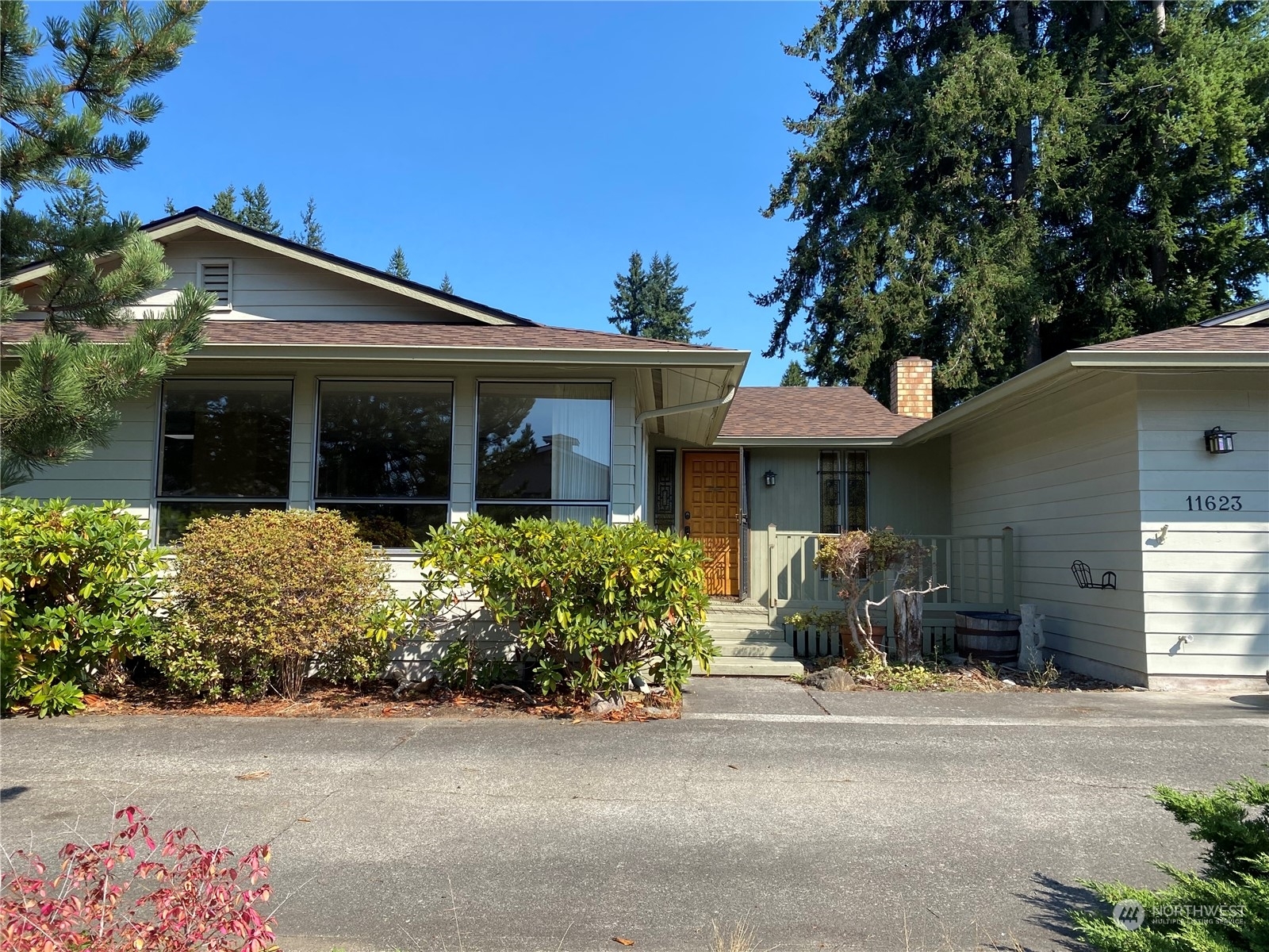 Property Photo:  11623 46th Avenue NE  WA 98271 