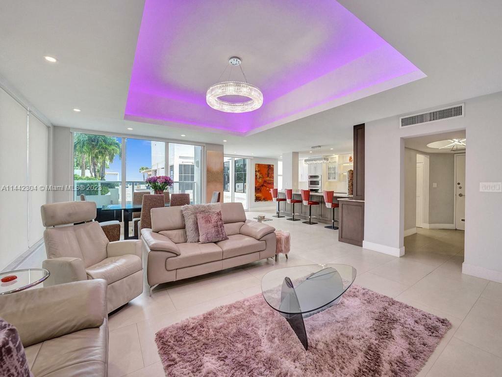 Property Photo: 2751 S Ocean Dr 204N FL 33019