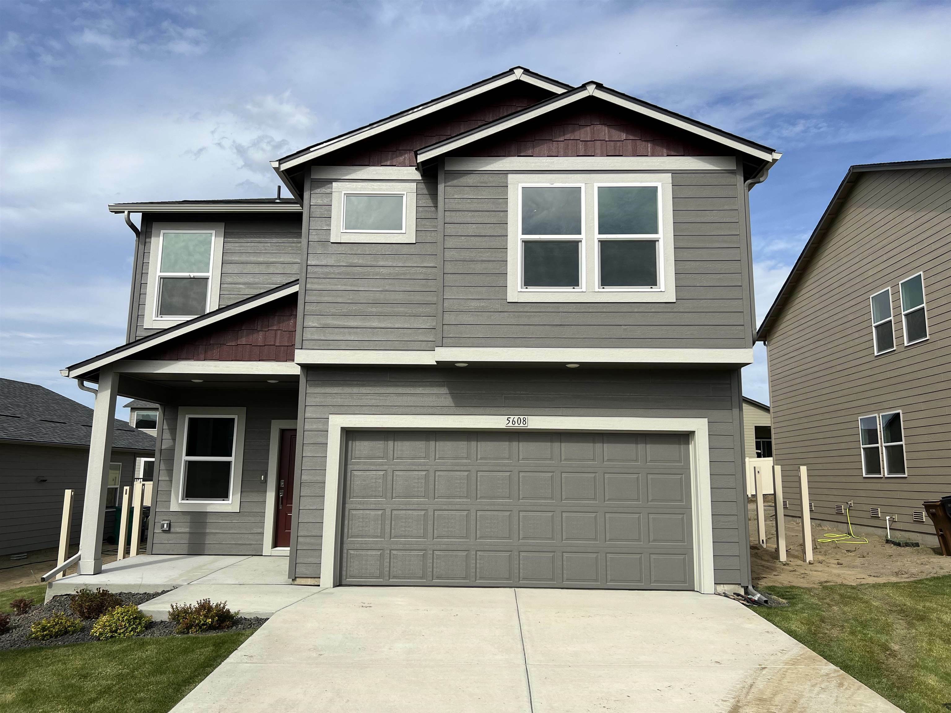 Property Photo: 5608 W Yorktown Ln WA 99208