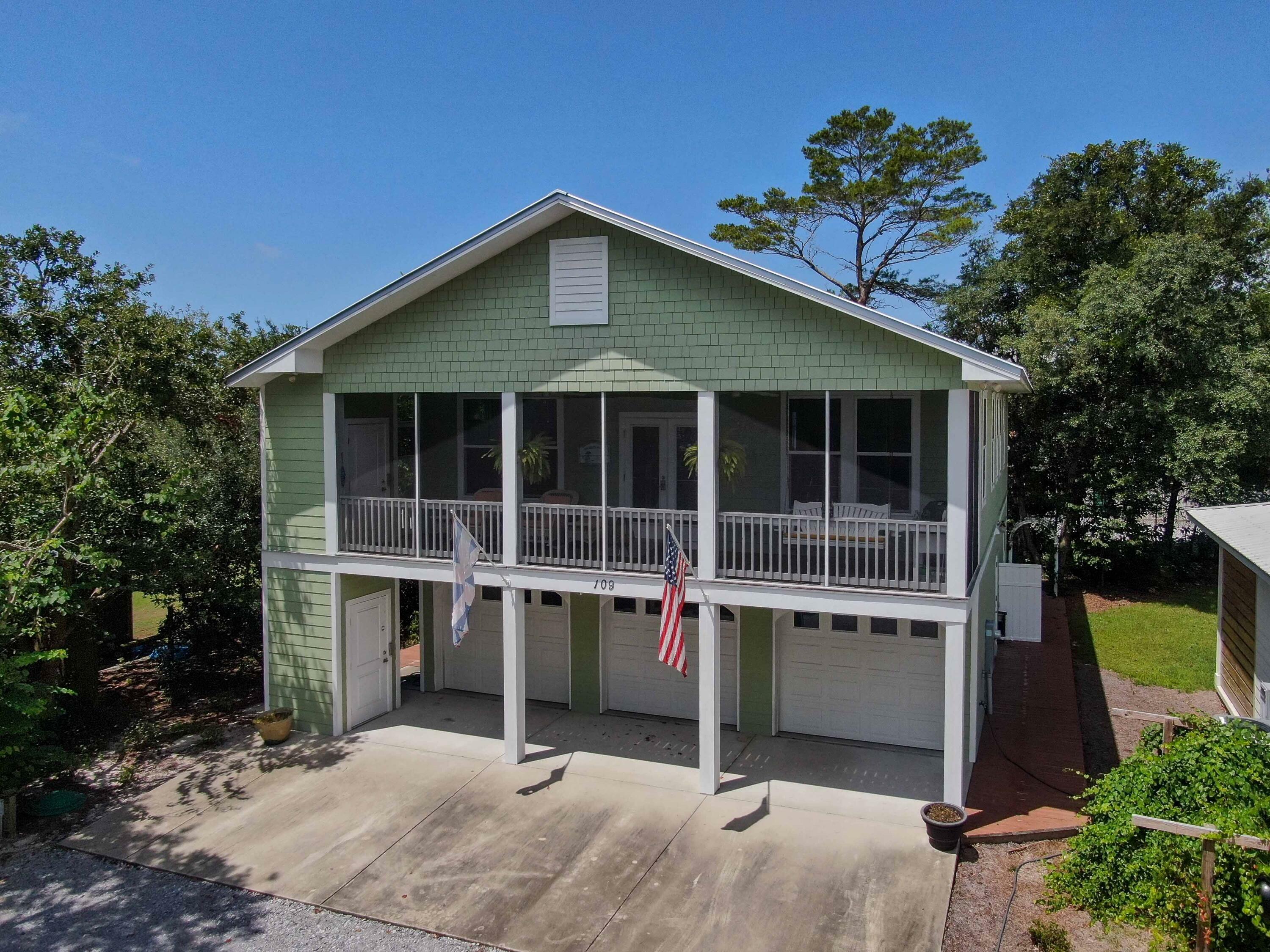 Property Photo: 109 N Gulf Drive FL 32459
