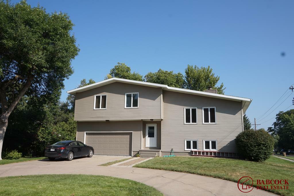 1804 W Barbara Avenue  Grand Island NE 68803 photo