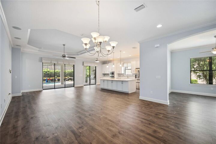 Property Photo:  9721 Highland Park Place  FL 34221
