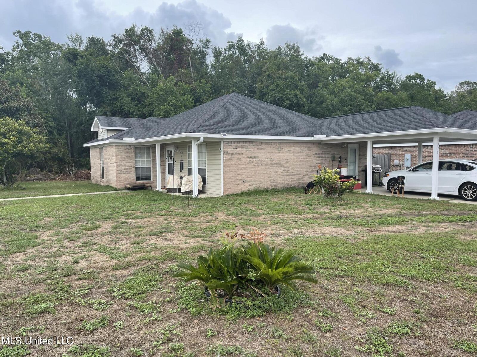 Property Photo:  1998 Kim Cove  MS 39531 