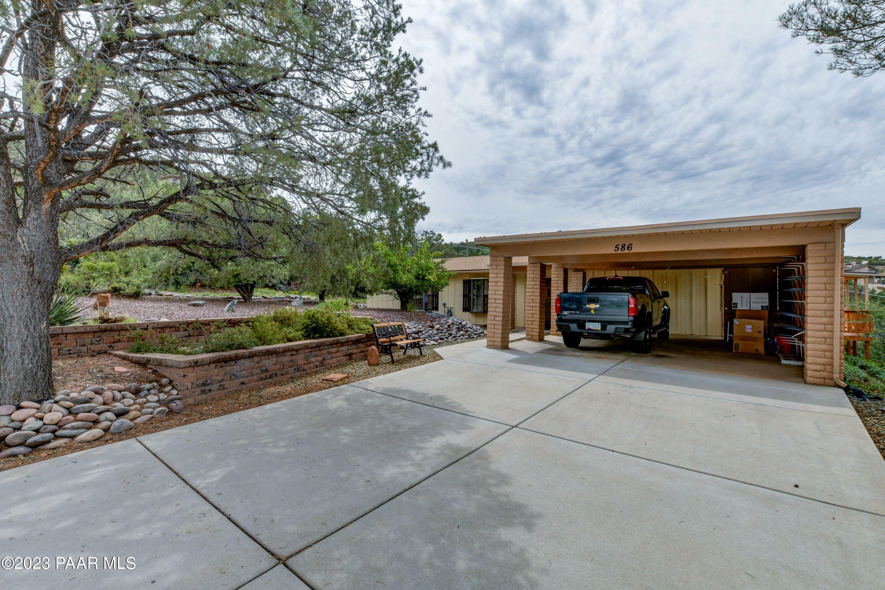 Property Photo:  586 Bradshaw Drive  AZ 86303 