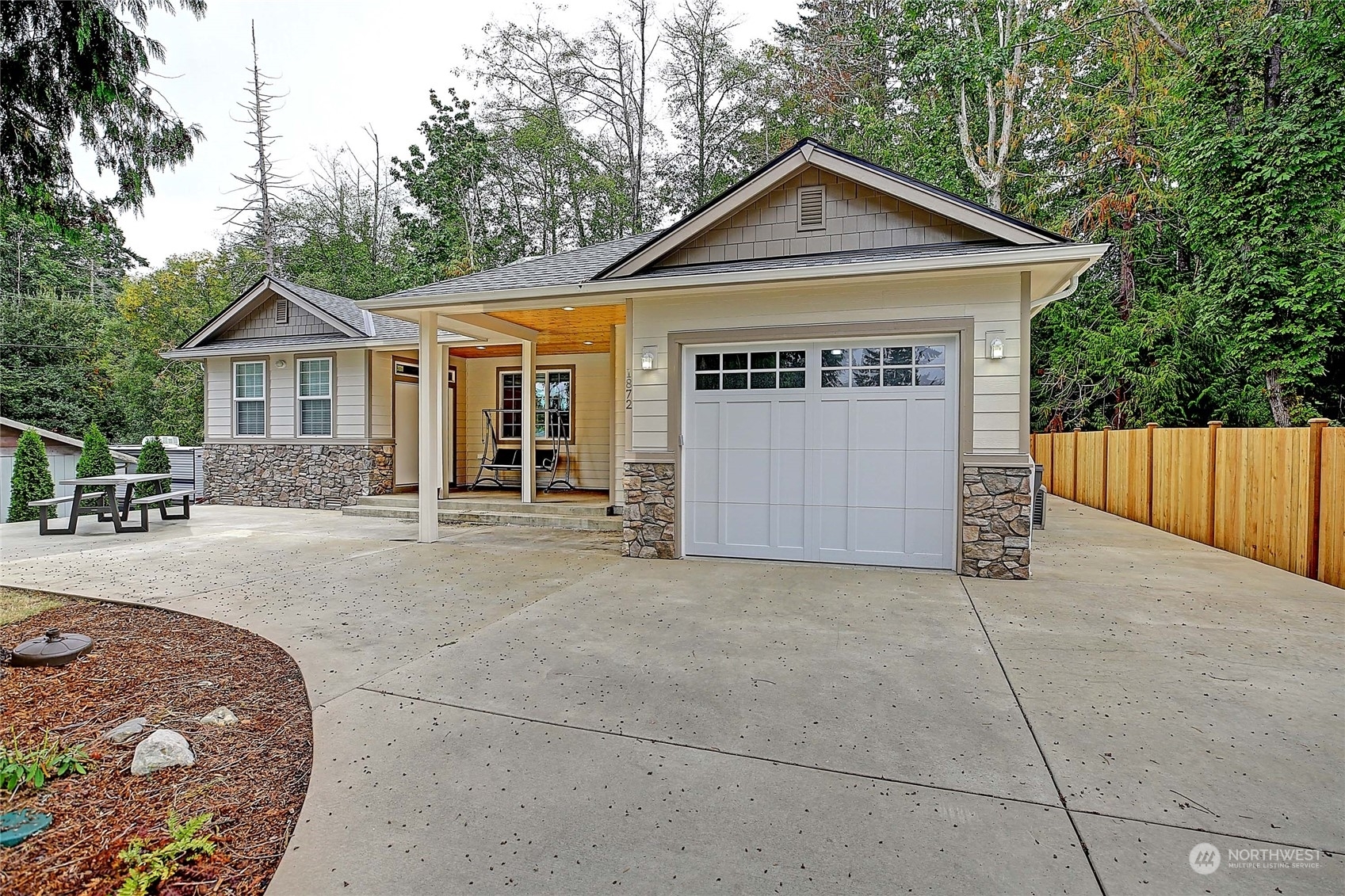 Property Photo:  1872 Lake Drive  WA 98282 