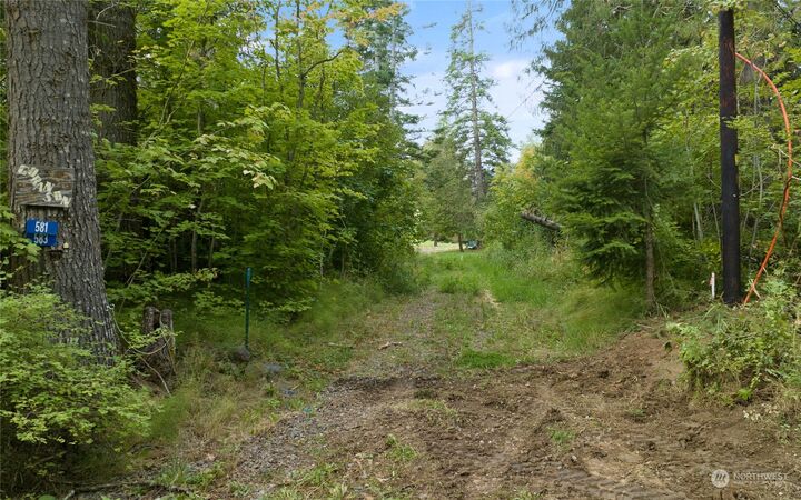 Property Photo:  583  Heron Drive  WA 98922 