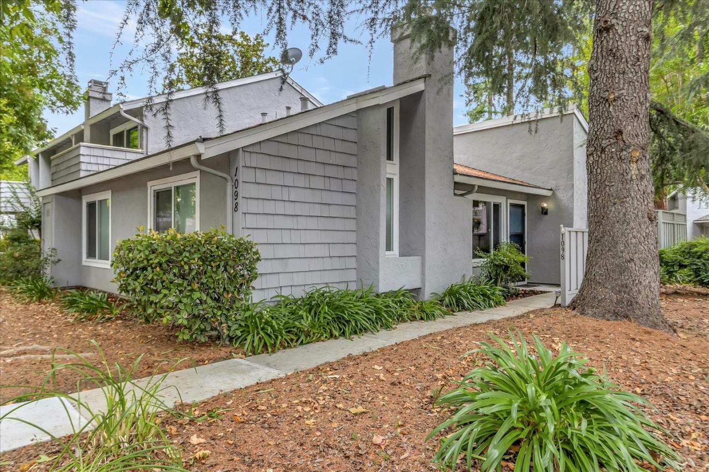 Property Photo:  1098 Roy Avenue  CA 95125 