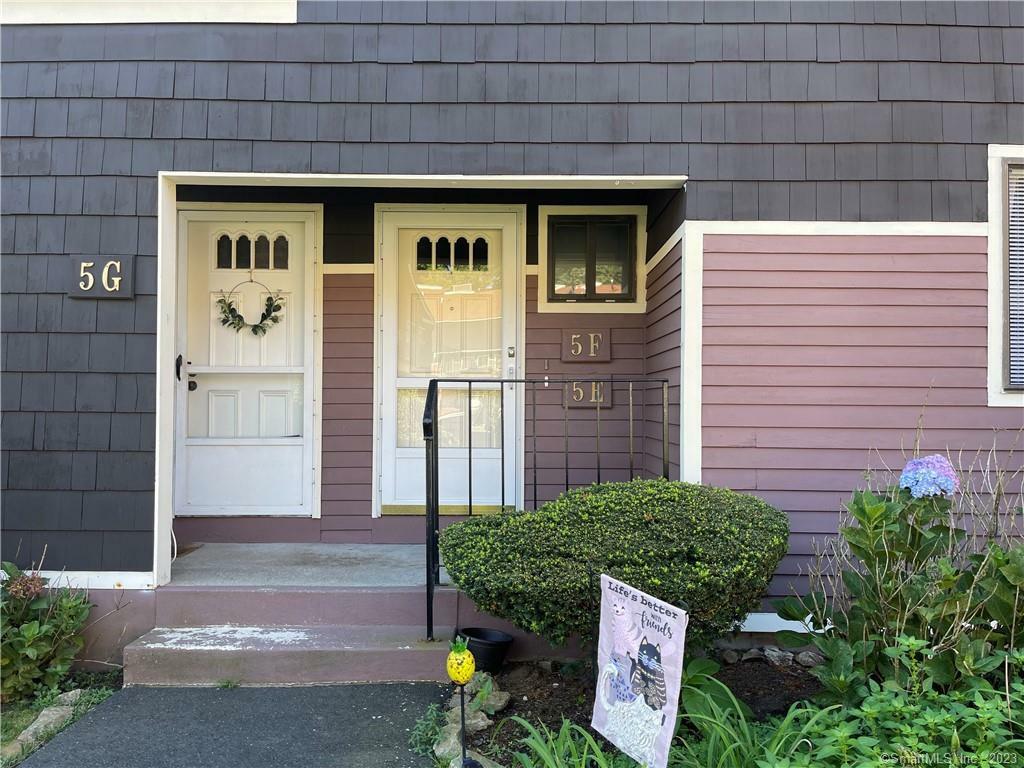 Property Photo: 5 Stonegate F CT 06405