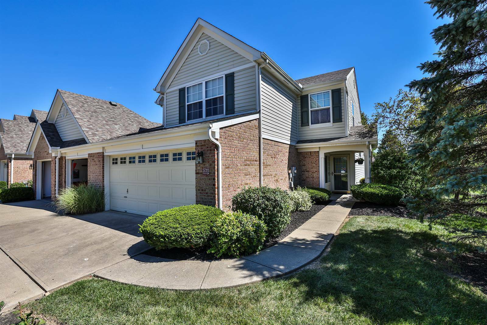 Property Photo: 2135 Commons Cir OH 45103
