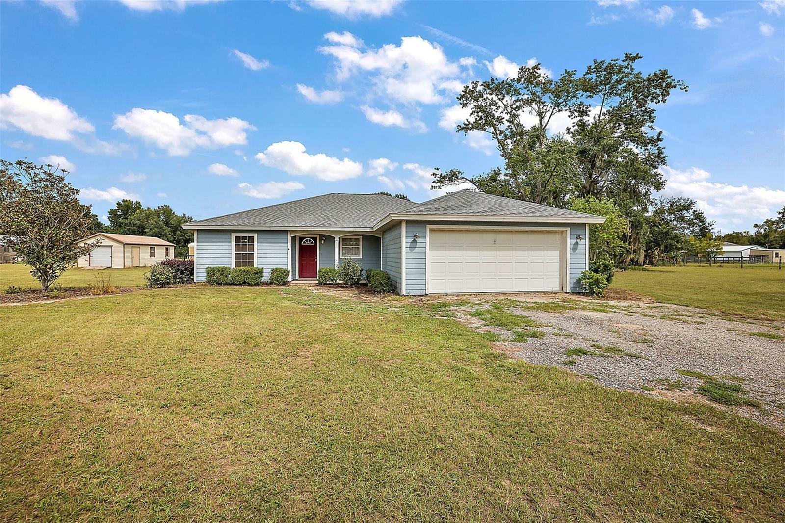 Property Photo:  36448 Forestdel Drive  FL 32736 