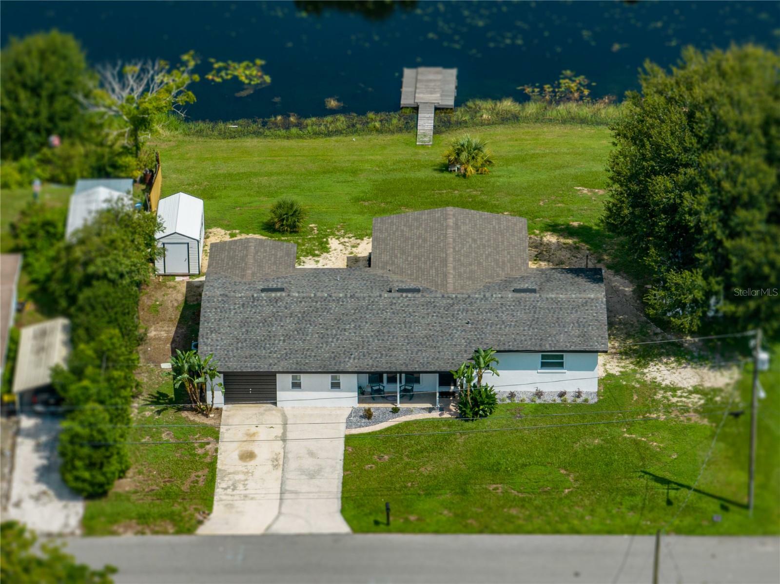 Property Photo: 513 Sunshine Drive FL 33859
