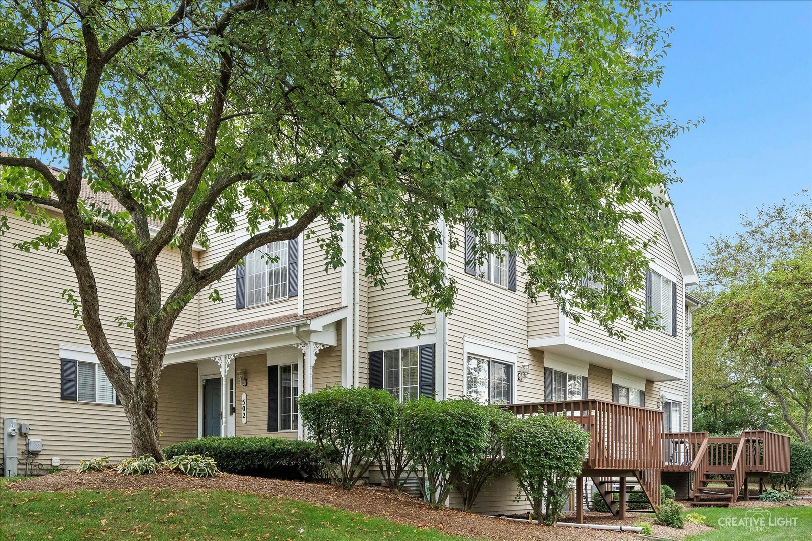 Property Photo: 502 Sandhurst Lane IL 60177