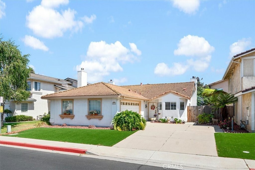 Property Photo:  2532 Savoy Drive  CA 93455 