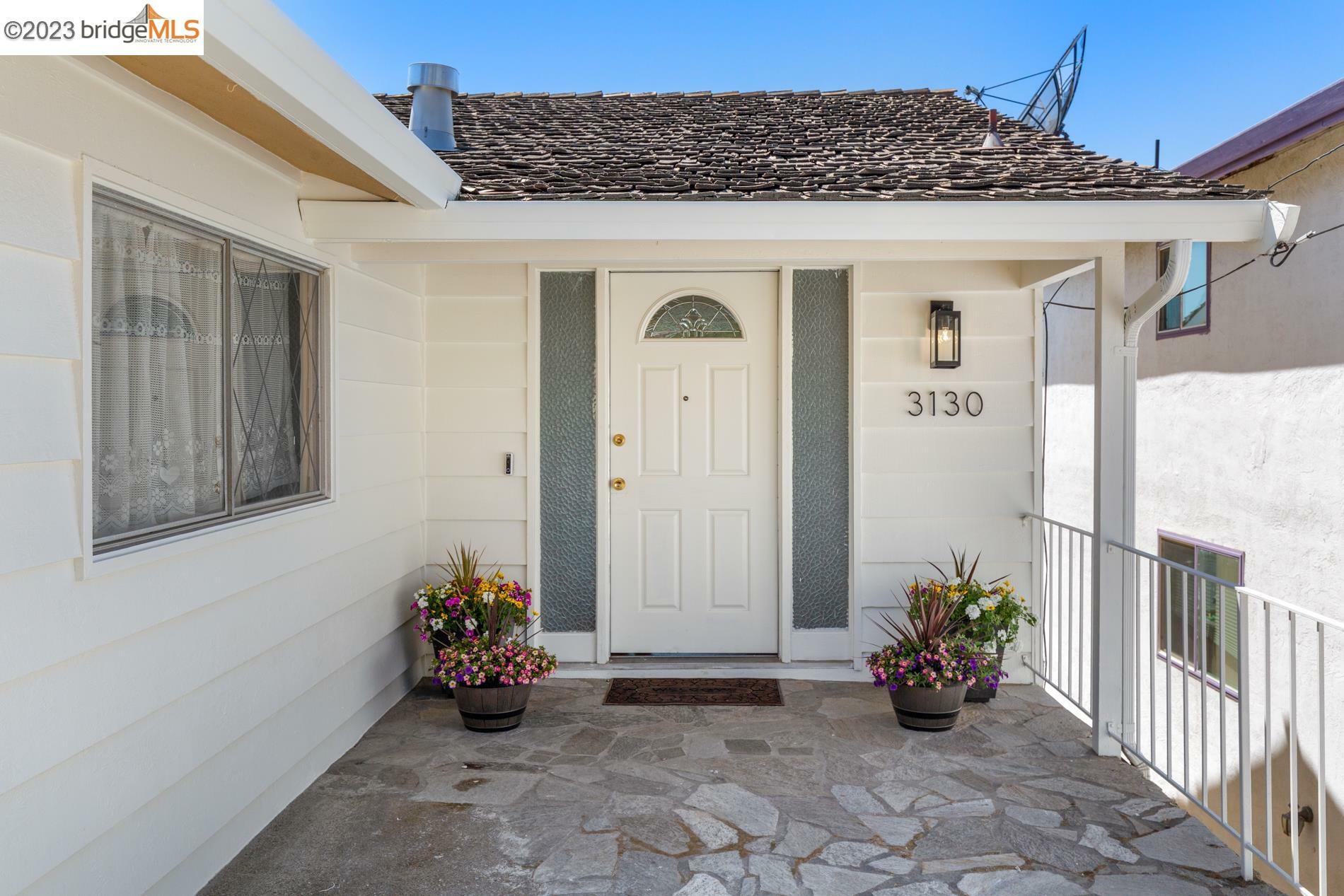 Property Photo: 3130 Hood St CA 94605