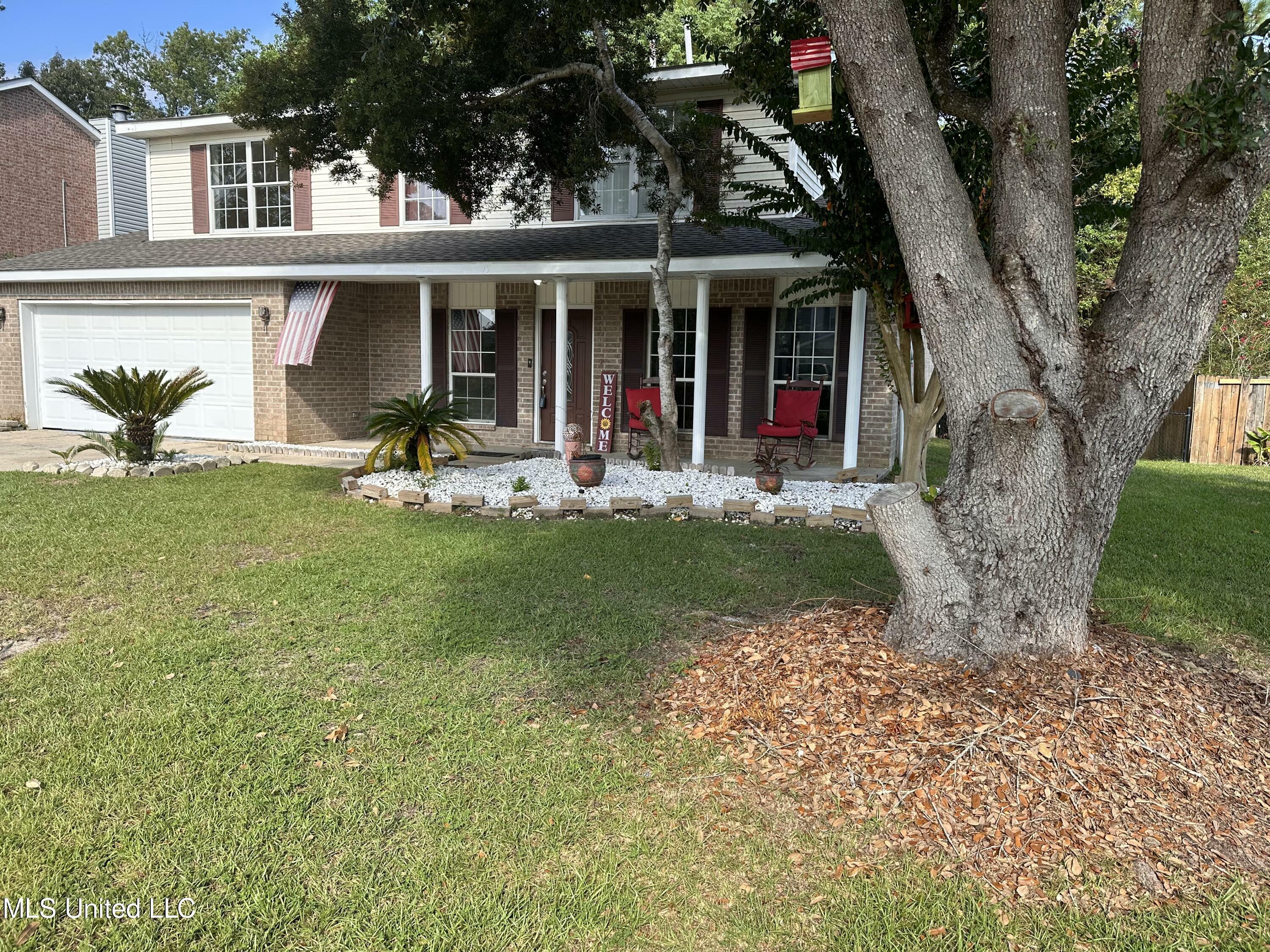 Property Photo:  15 Lakeview Drive  MS 39564 