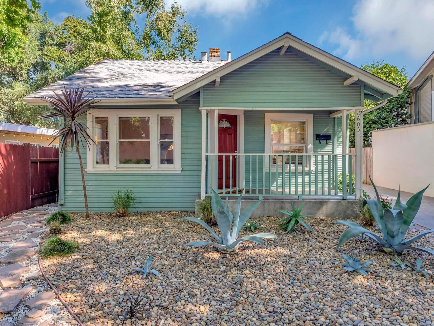 Property Photo: 2605 C Street CA 95816