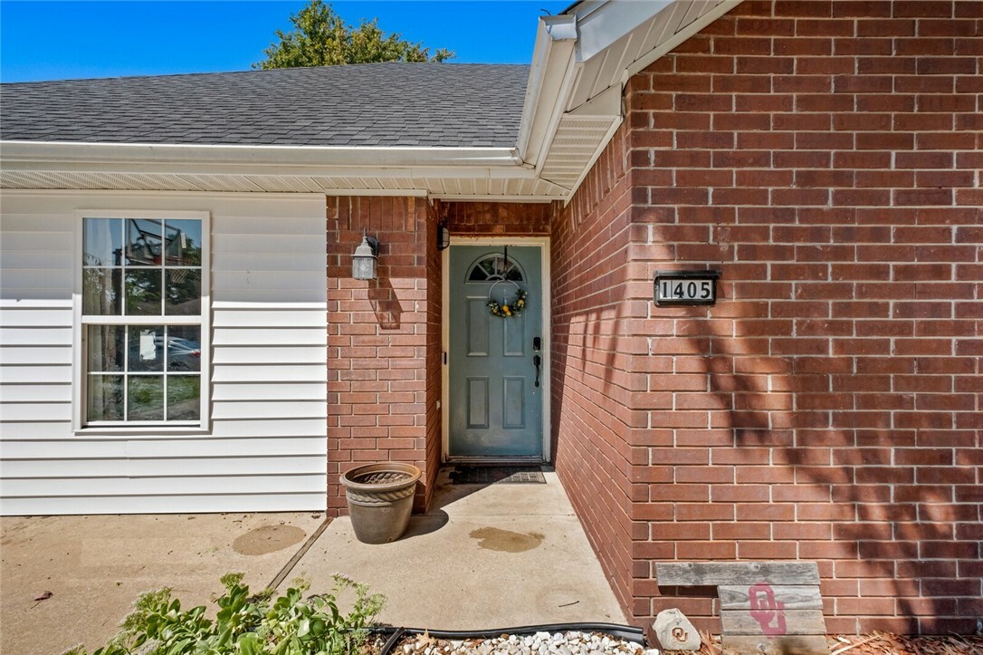 Property Photo: 1405 Abraham Drive AR 72761