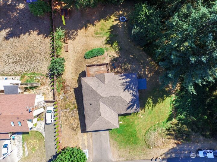 Property Photo: 668 SW Littletree Circle WA 98367