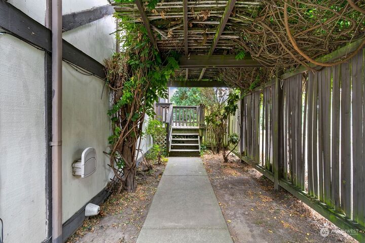 Property Photo: 14710 26th Lane S WA 98168