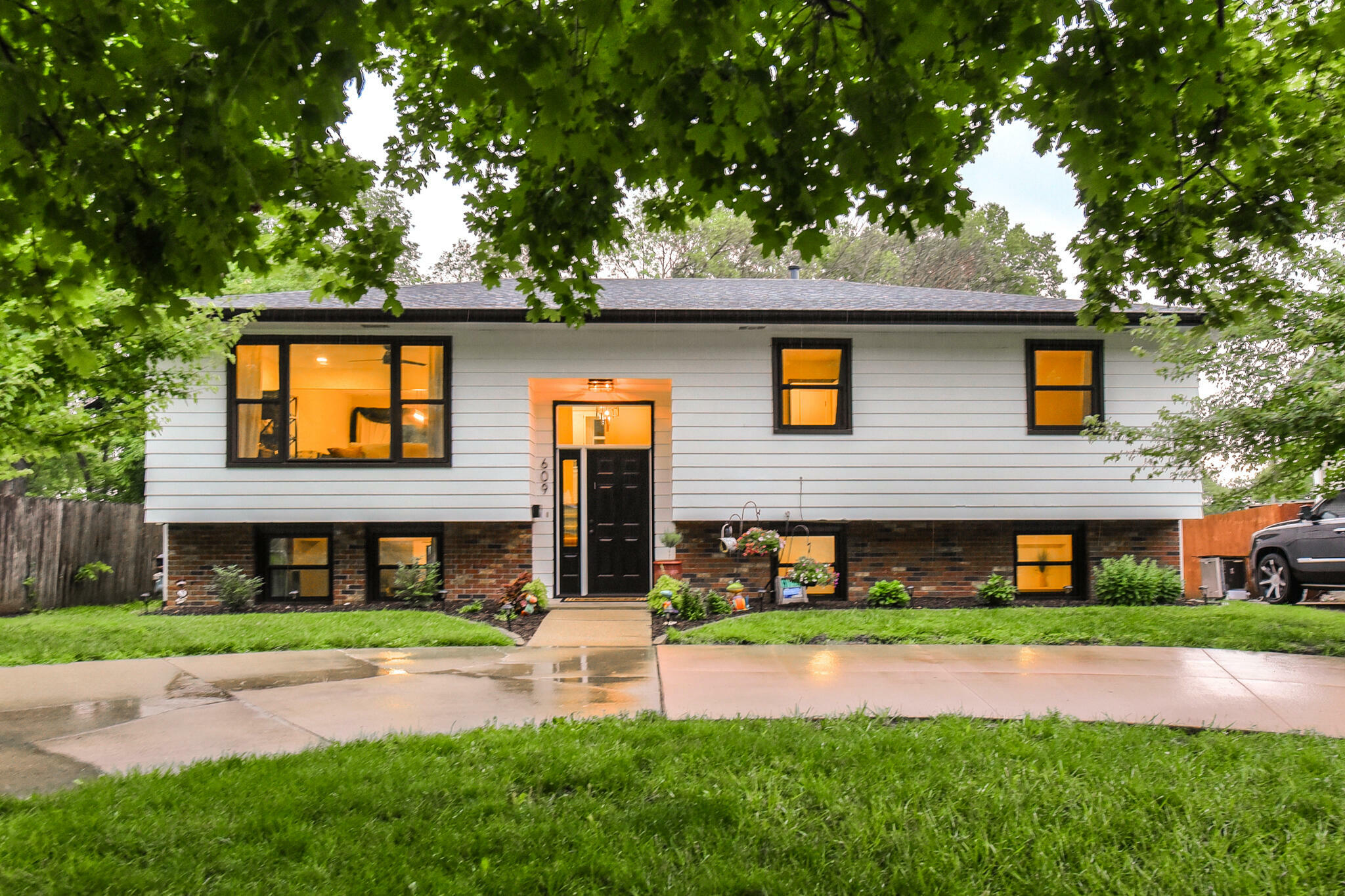 Property Photo:  609 N Walnut  Street  IA 51534 