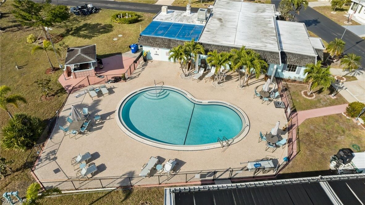 Property Photo:  146 Paul Revere Place  FL 33908 