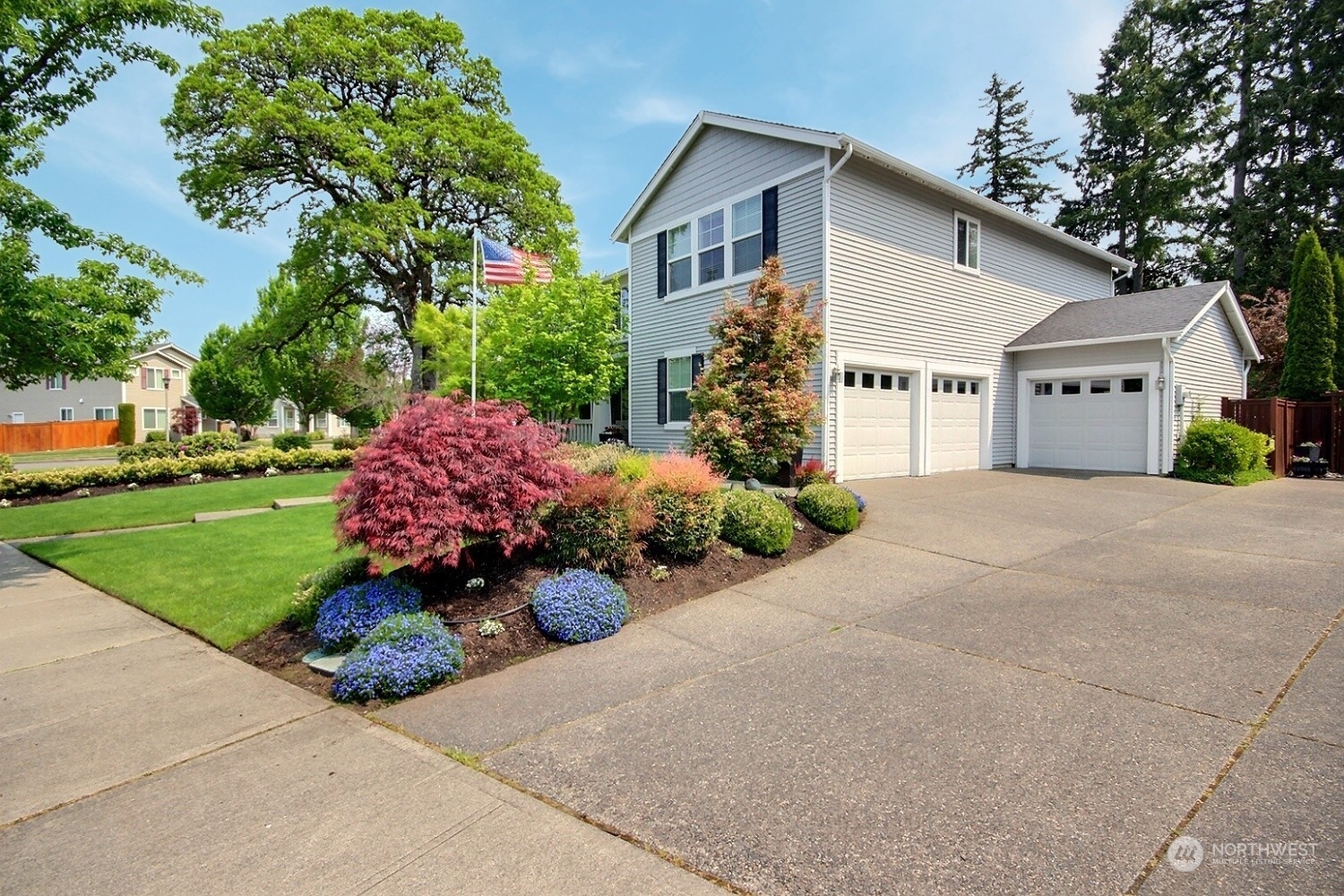 Property Photo: 2209 Wallace Loop WA 98327