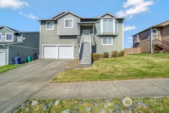 Property Photo: 7911 58th Place NE WA 98270