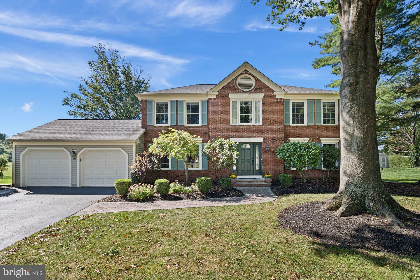 Property Photo: 10 Hancock Court NJ 08536