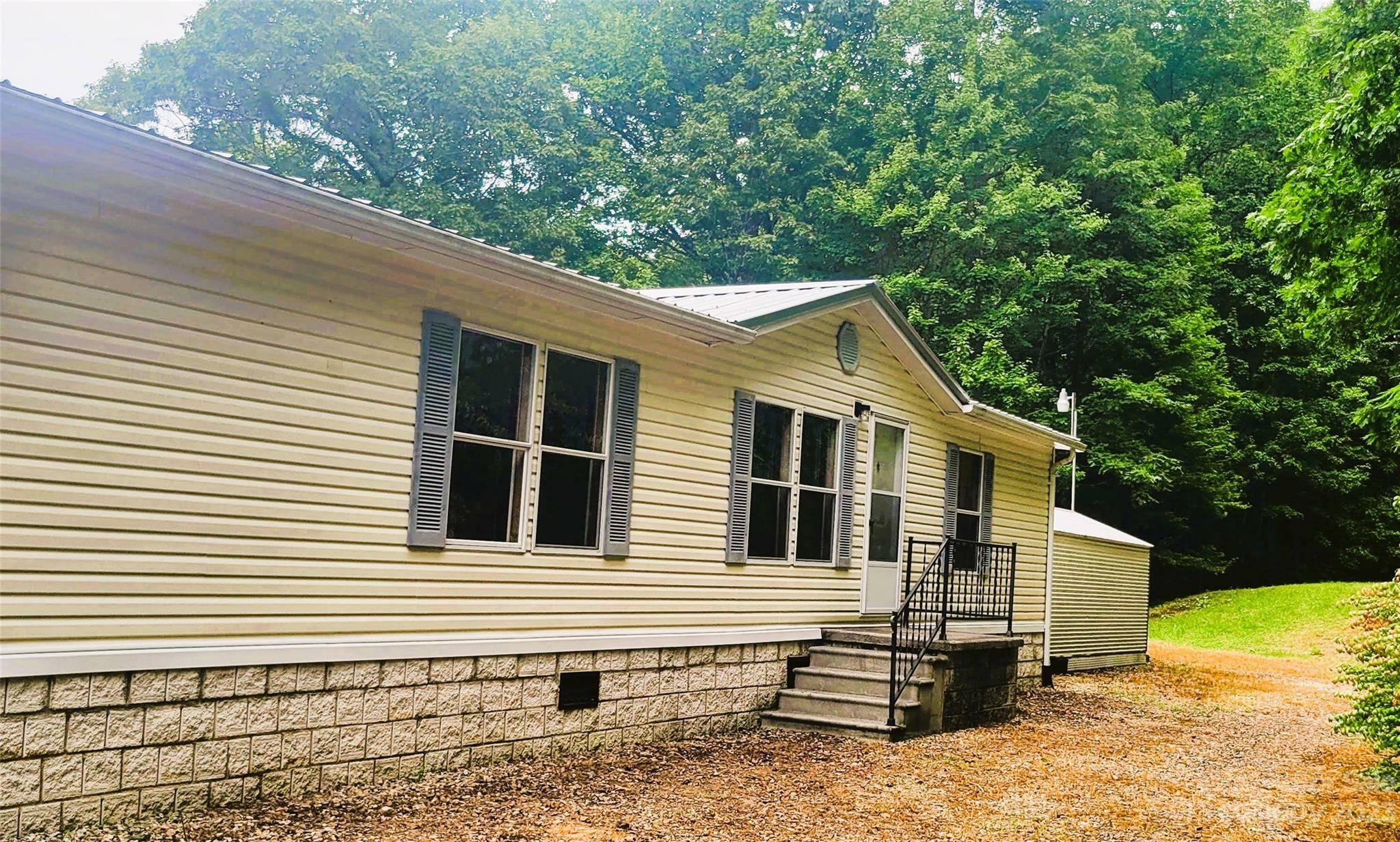 Property Photo:  535 Big Bench Road  NC 28713 