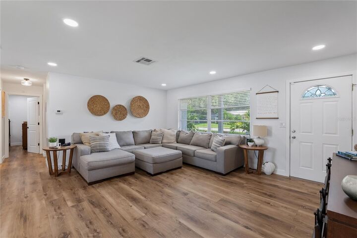 Property Photo:  3409 Keene Park Drive  FL 33771 