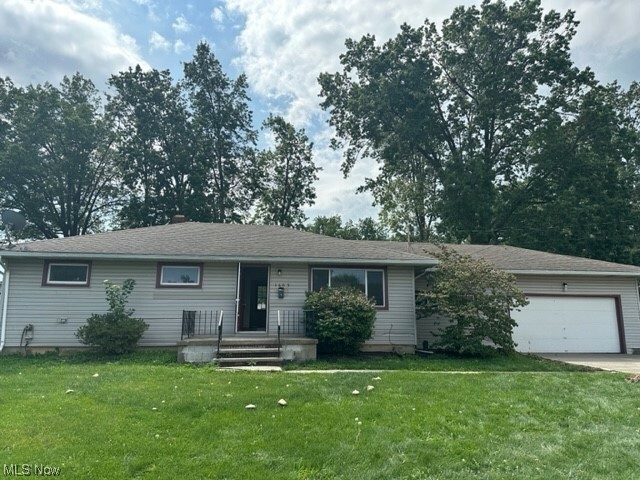 Property Photo: 1605 W 40th Street OH 44053