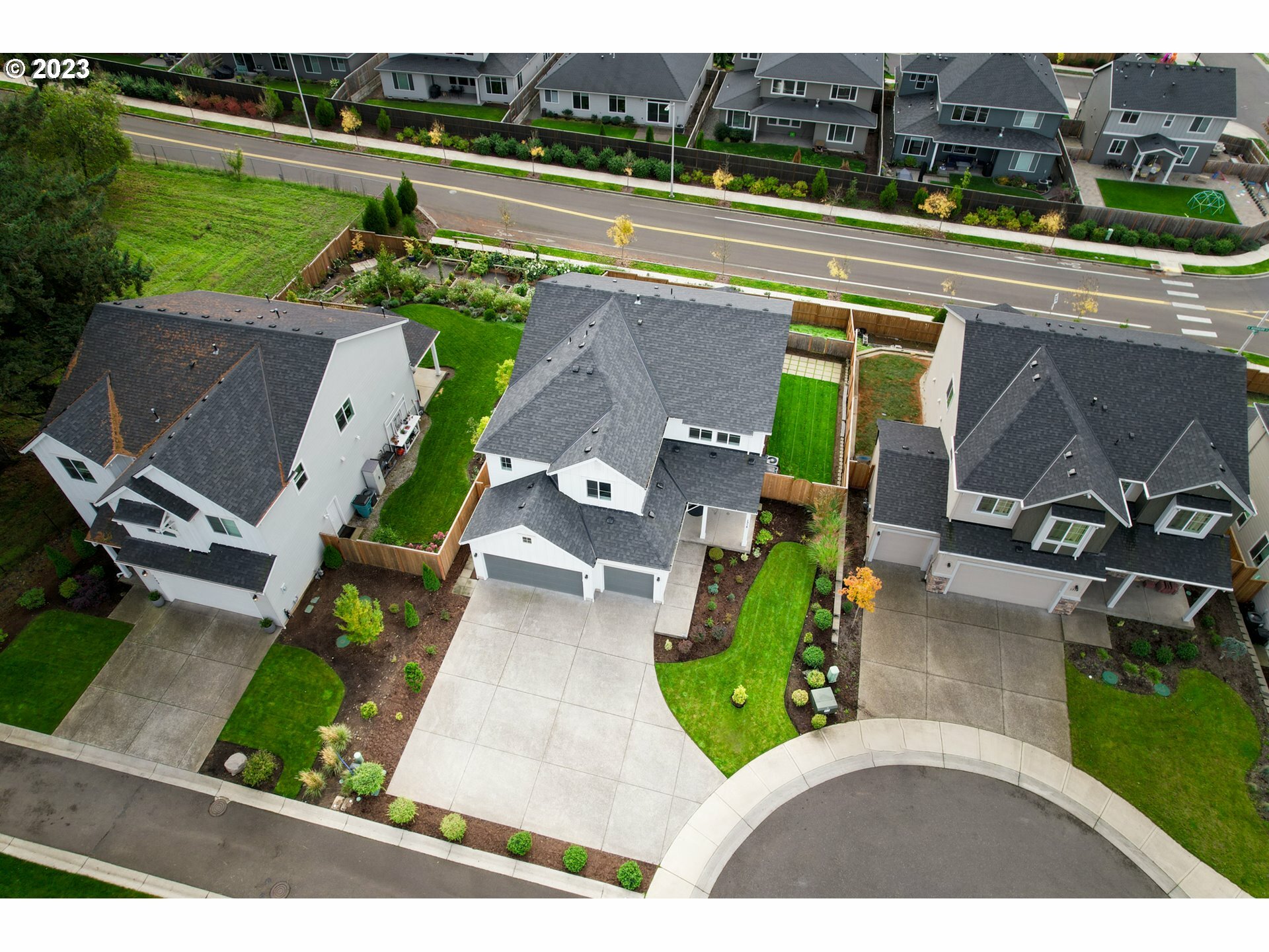 Property Photo: 1318 NE 39th Ct WA 98607