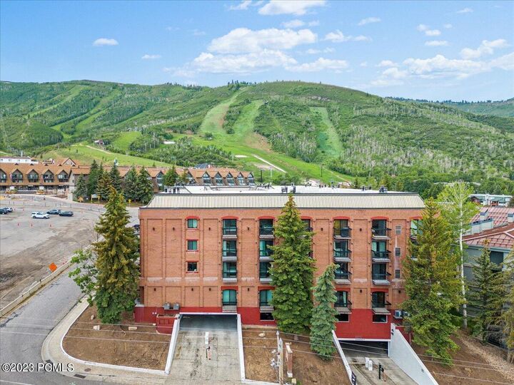 50 Shadow Ridge Road 4215  Park City UT 84060 photo