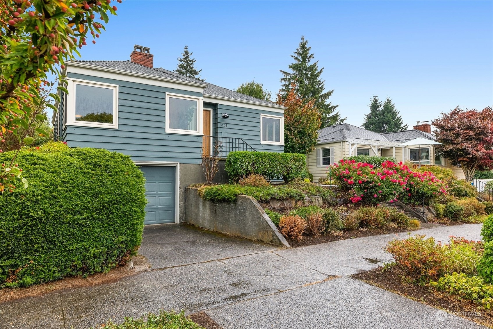 Property Photo:  4108 SW Brandon Street  WA 98136 