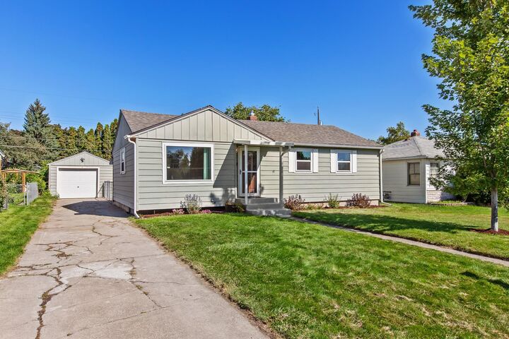 407 E Nebraska Ave  Spokane WA 99208 photo