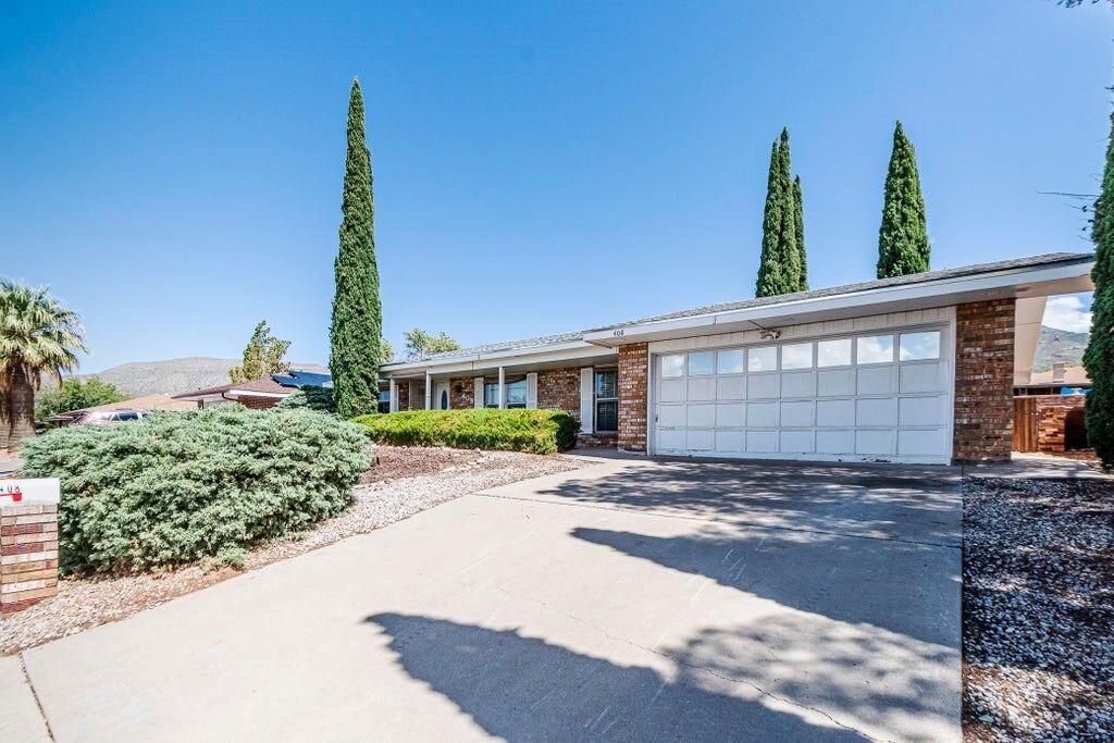 Property Photo:  408 Sunnyside Ave  NM 88310 