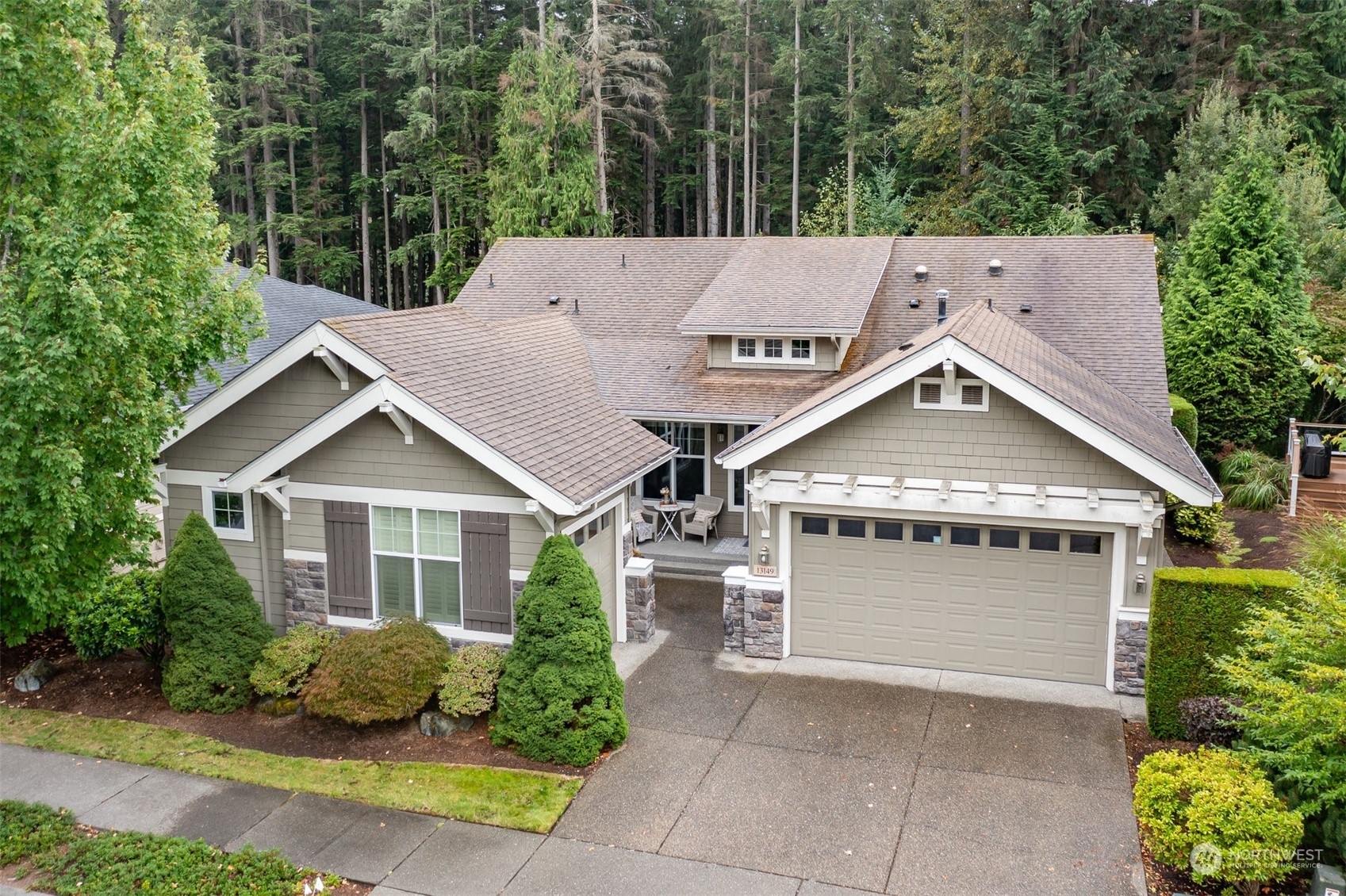 Property Photo:  13149 Adair Creek Way NE  WA 98053 