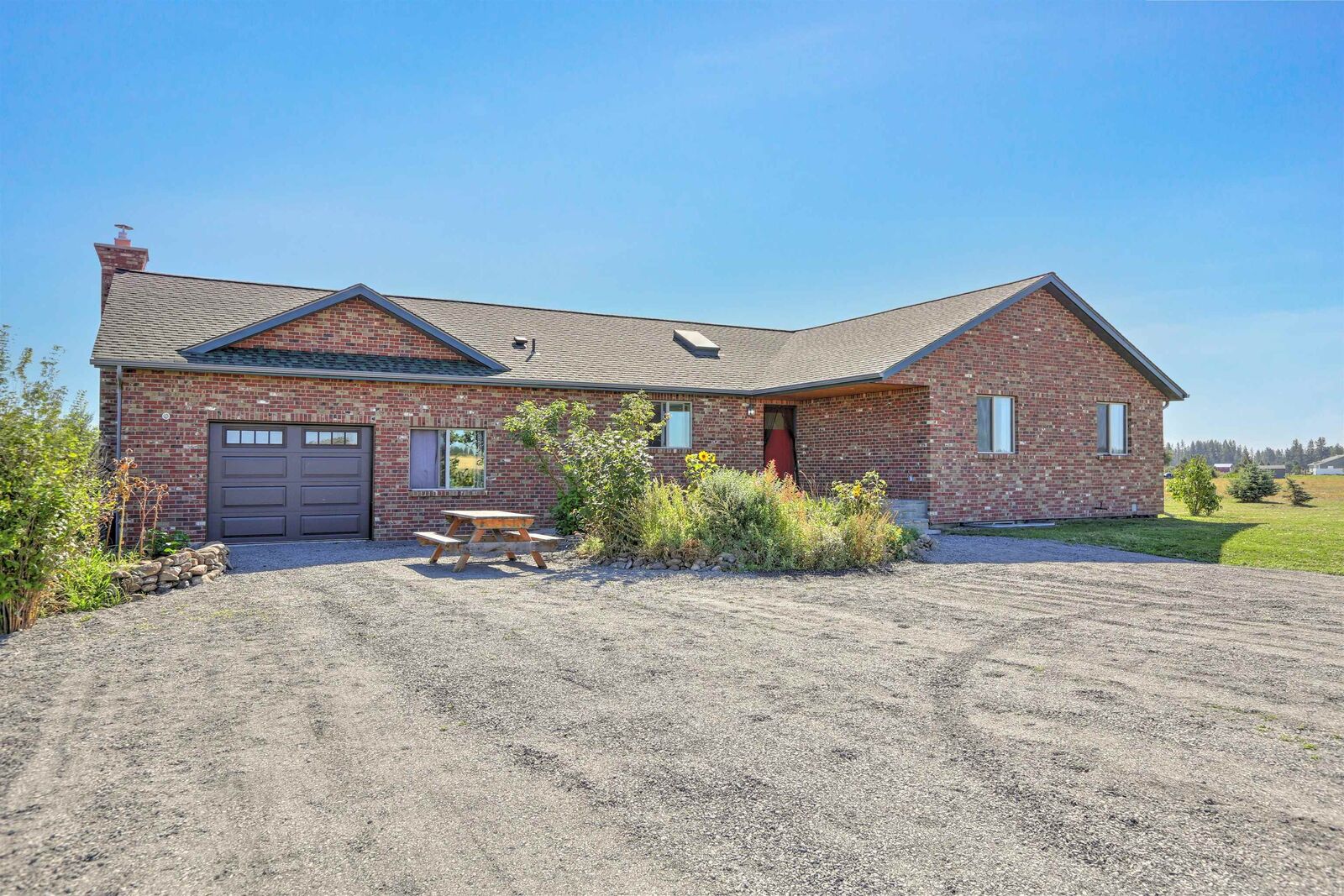 Property Photo:  14408 N Dover Rd  WA 99026 