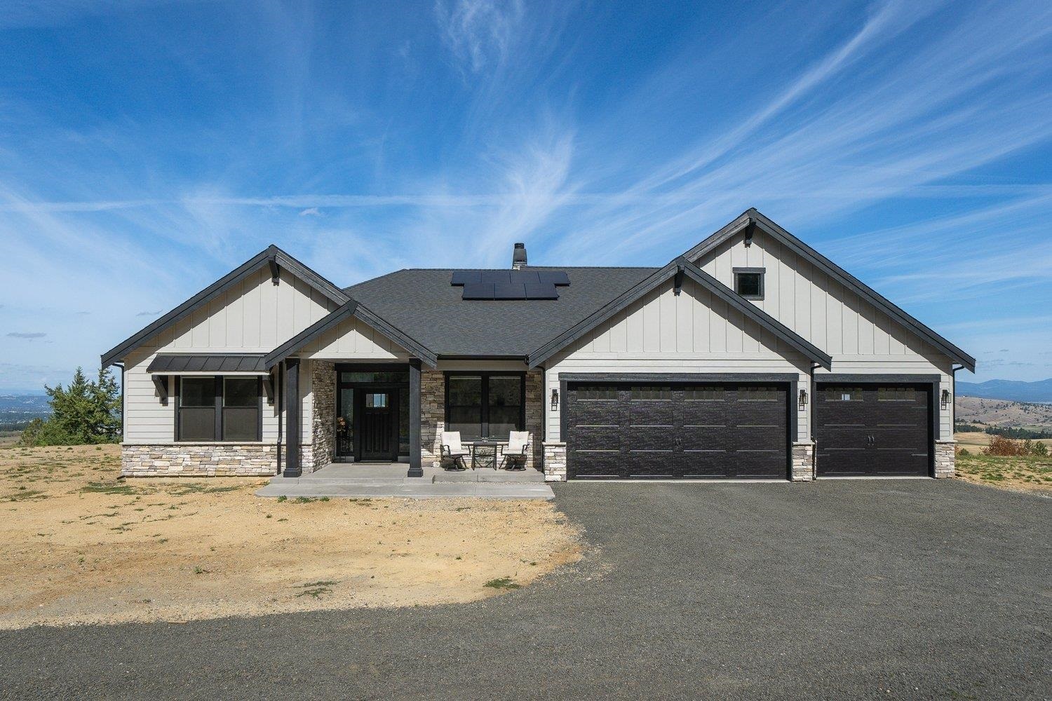 6604 S Saddle Ridge Ln  Greenacres WA 99016 photo