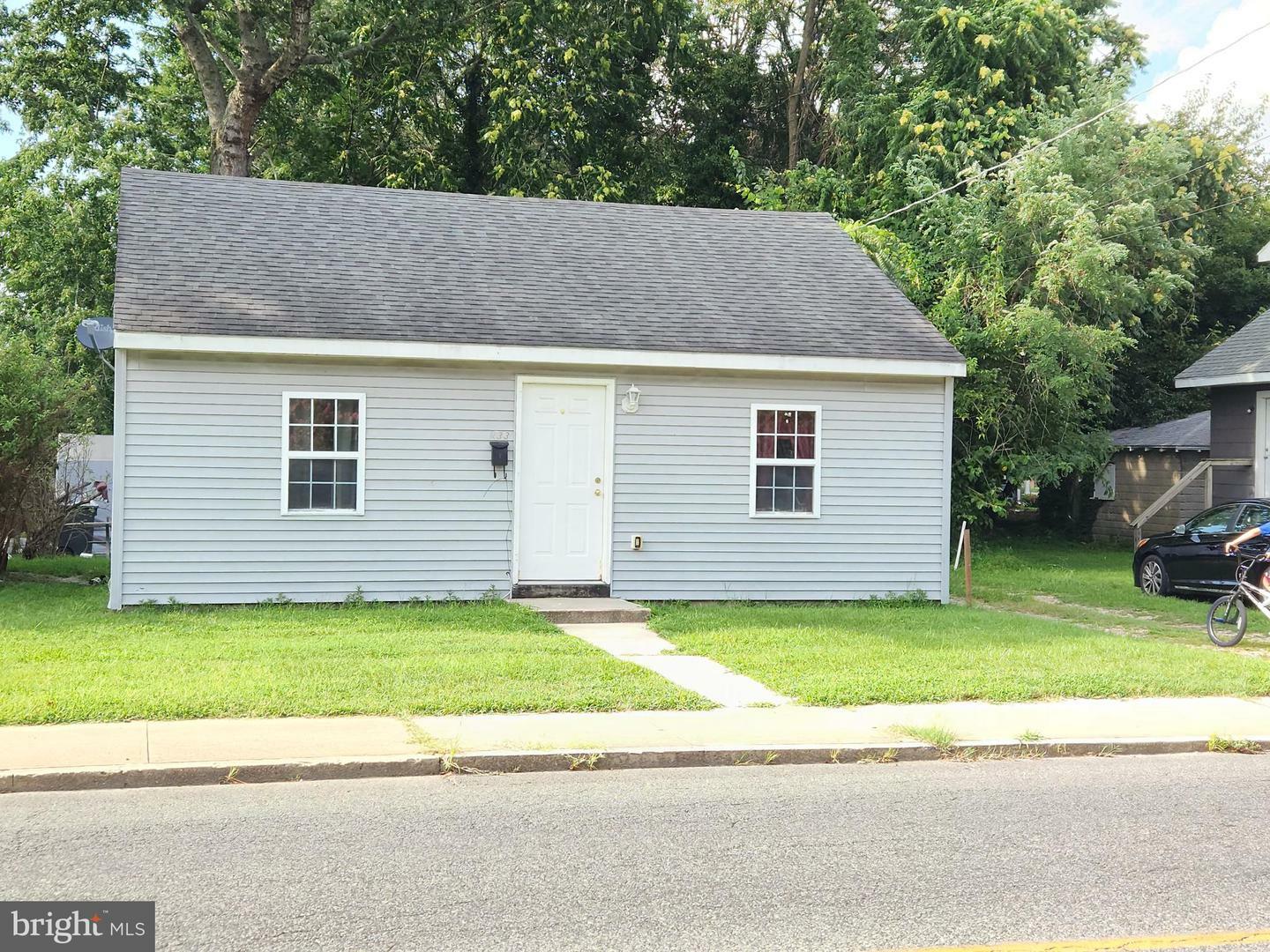 Property Photo:  833 E Church Street  MD 21804 