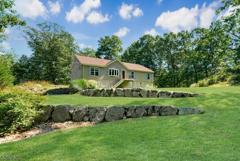 Property Photo:  2 Andover Mohawk Rd  NJ 07821 