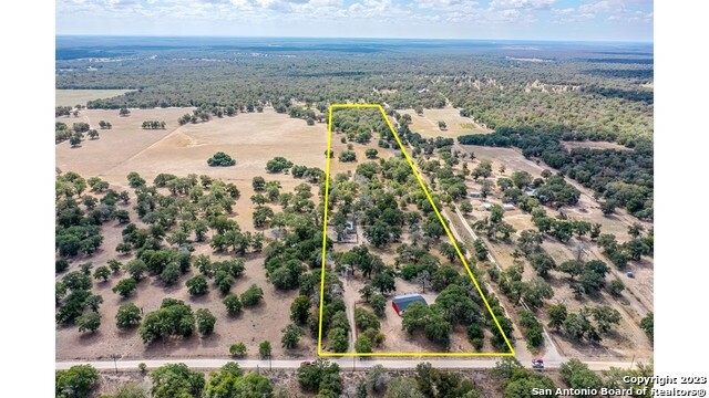 Property Photo: 217 Wishing Star Ln TX 78155
